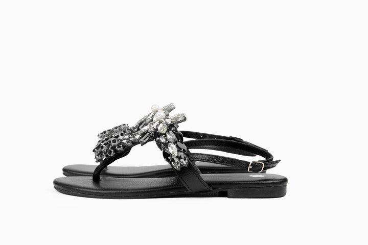 Nadiya Kassam - Esta - Black