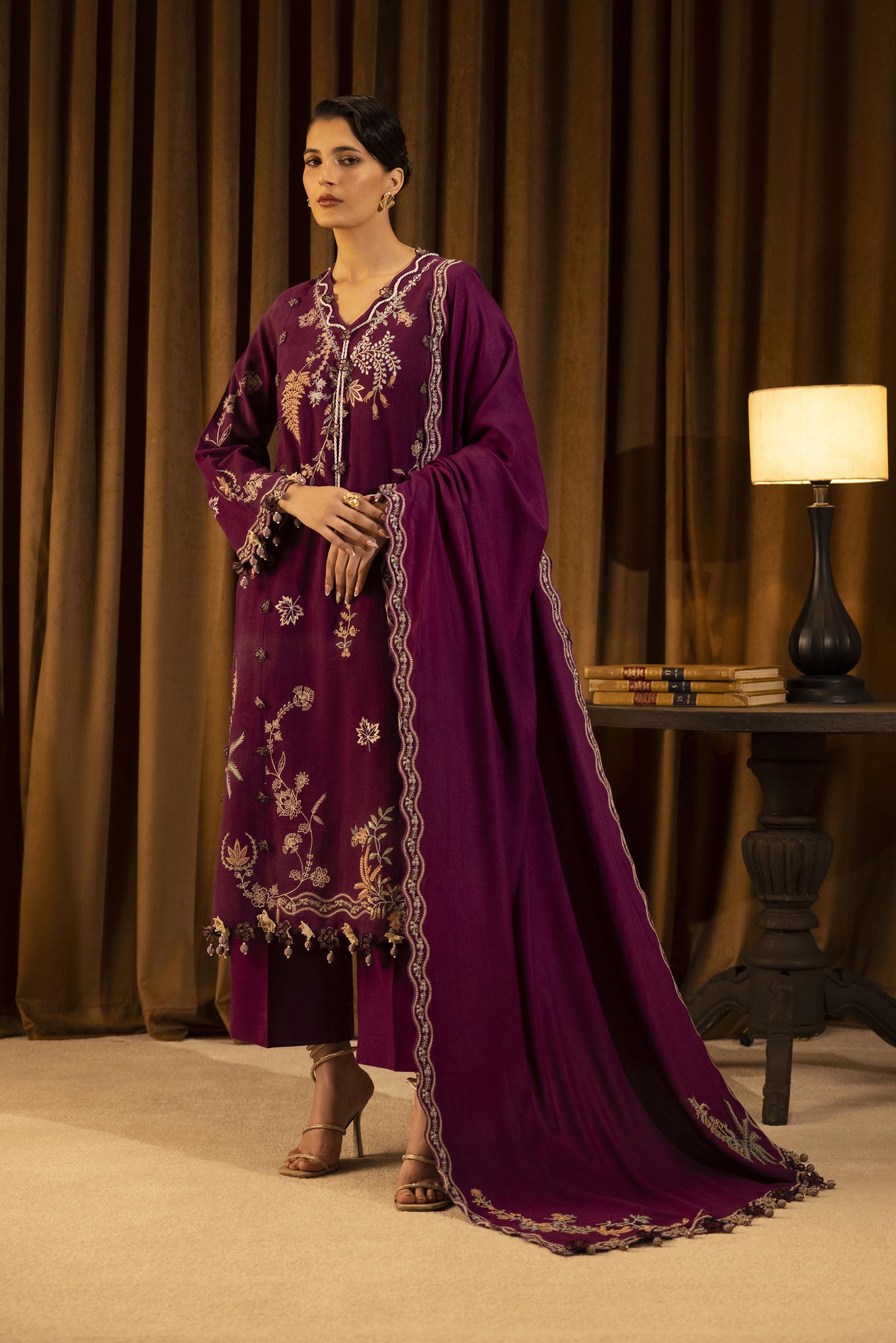 Shop Sana Safinaz - Slub Muzlin - 3 Piece - Unstitched - M253-011B