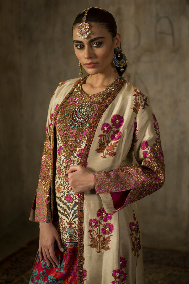Shamaeel - M6-A - Raw Silk