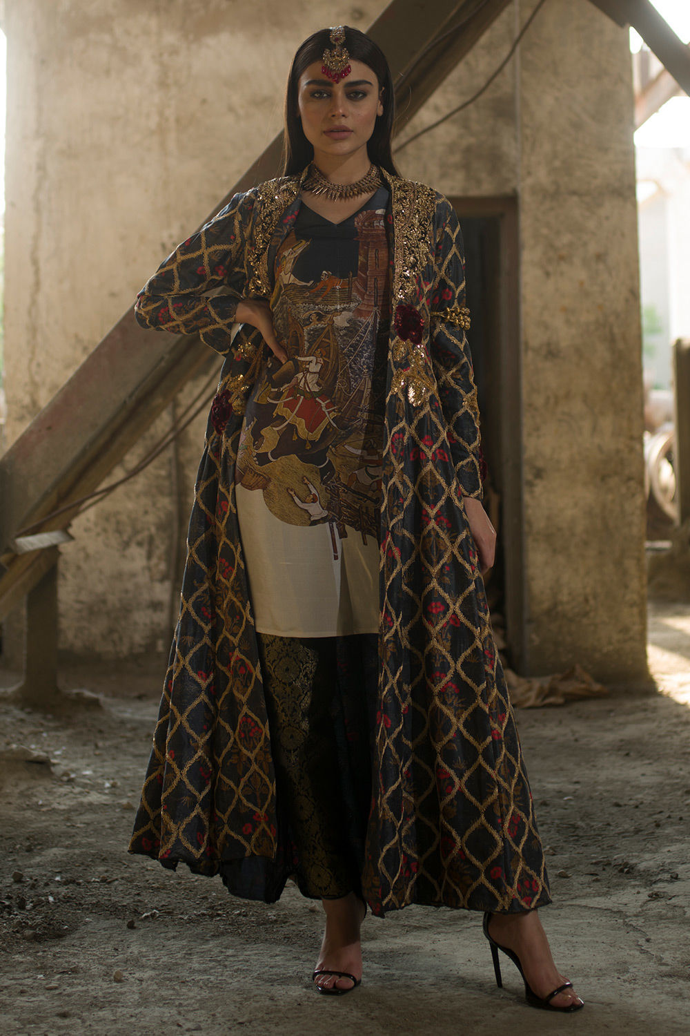 Shamaeel - M7 - Raw Silk