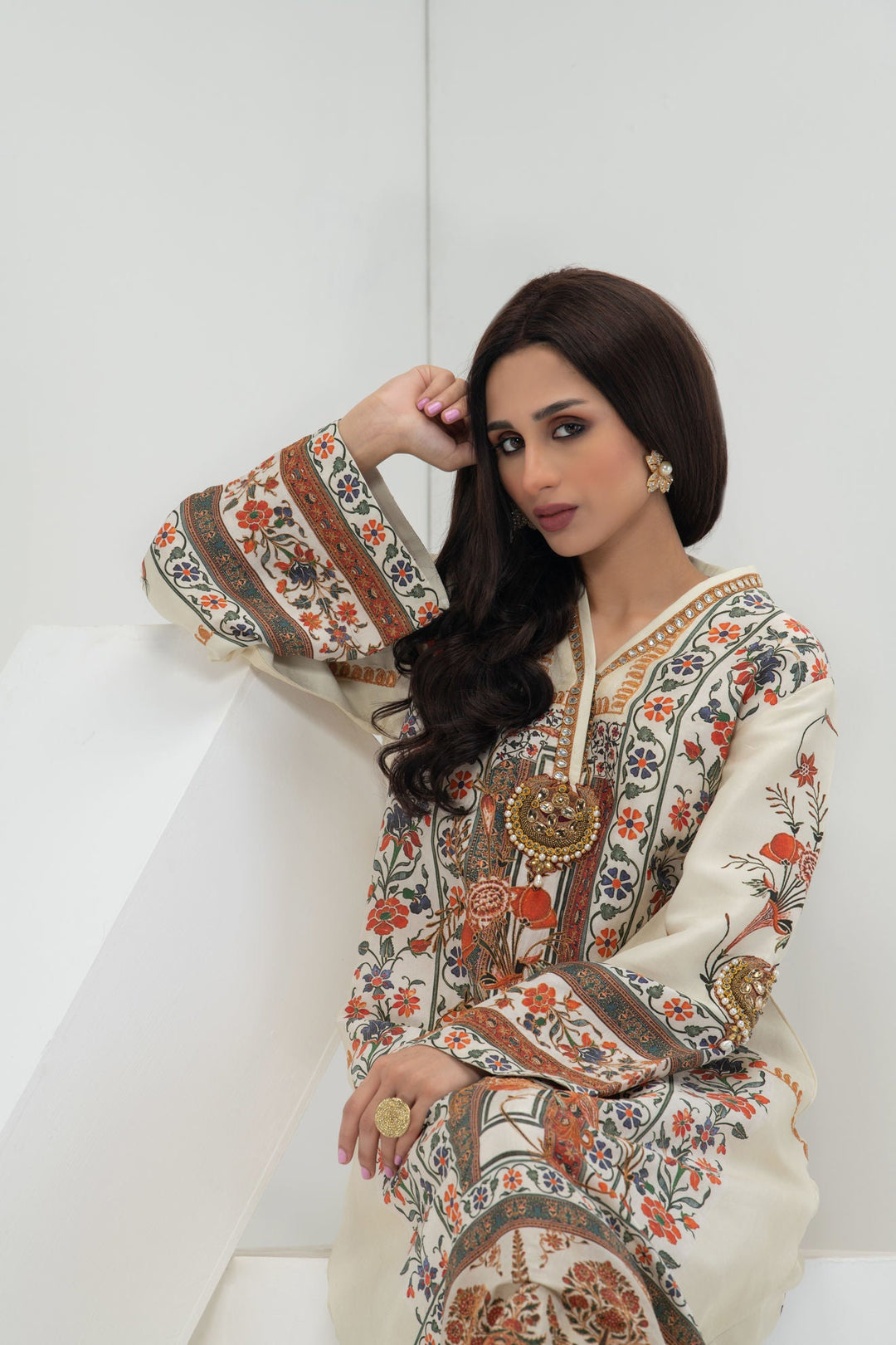 Shamaeel - OT-15 - Raw Silk