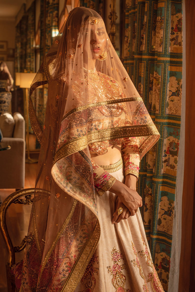 Shamaeel - NUR-04 - Raw Silk/Soft Net