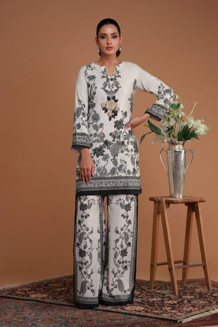 Shamaeel - RF-07 - Khaadi Silk