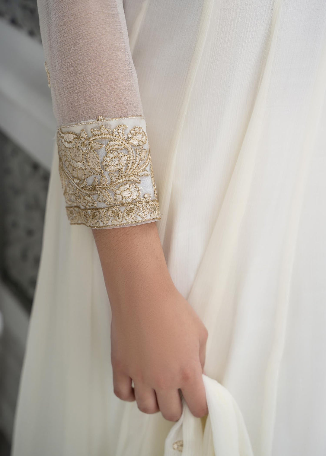 Laleen Kaila Pishwas White 3 Piece