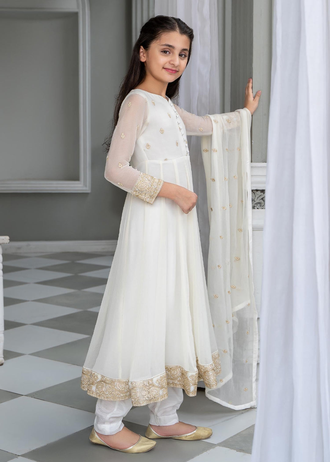 Laleen Kaila Pishwas White 3 Piece