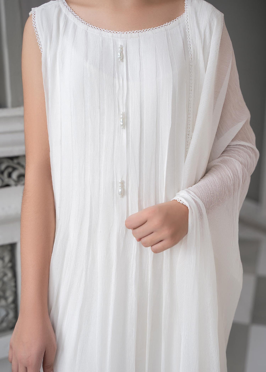 Laleen Nila Pishwas White 3 Piece