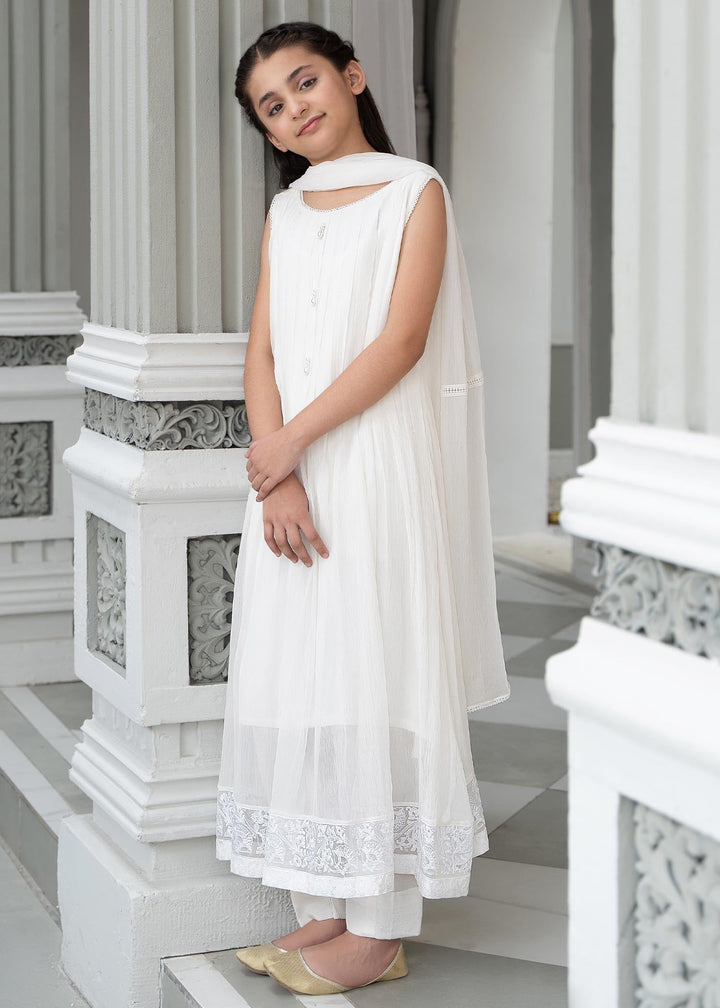 Laleen Nila Pishwas White 3 Piece