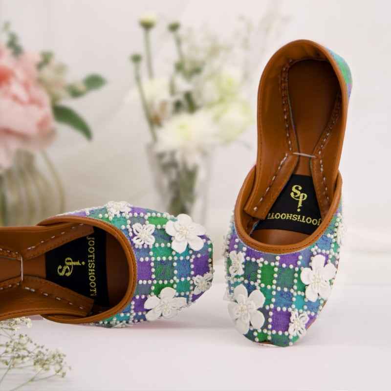 JootiShooti - Daisy Fields