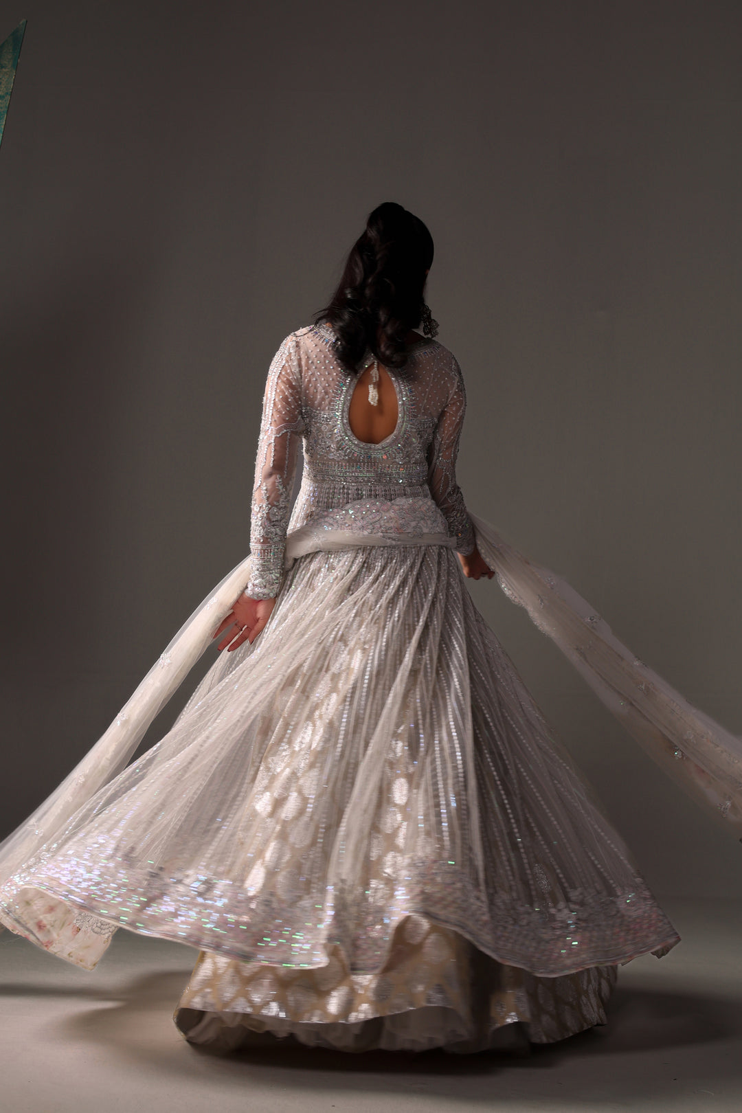 Reema Ahsan - Elane Net & Jamawar Pishwas Lehenga For Women - White - 3 Piece