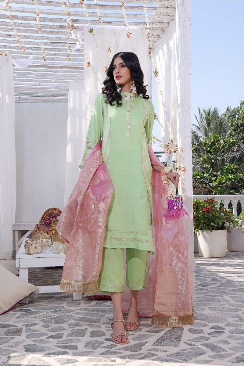 Oaks - Norah - Raw Silk with Banarsi Dupatta 3 Pieces - Studio by TCS