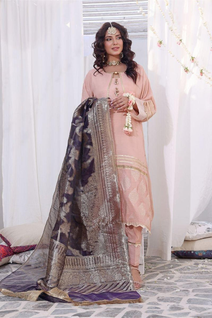 Oaks - Yuna - Raw Silk with Banarsi Dupatta 3 Pieces - Studio by TCS
