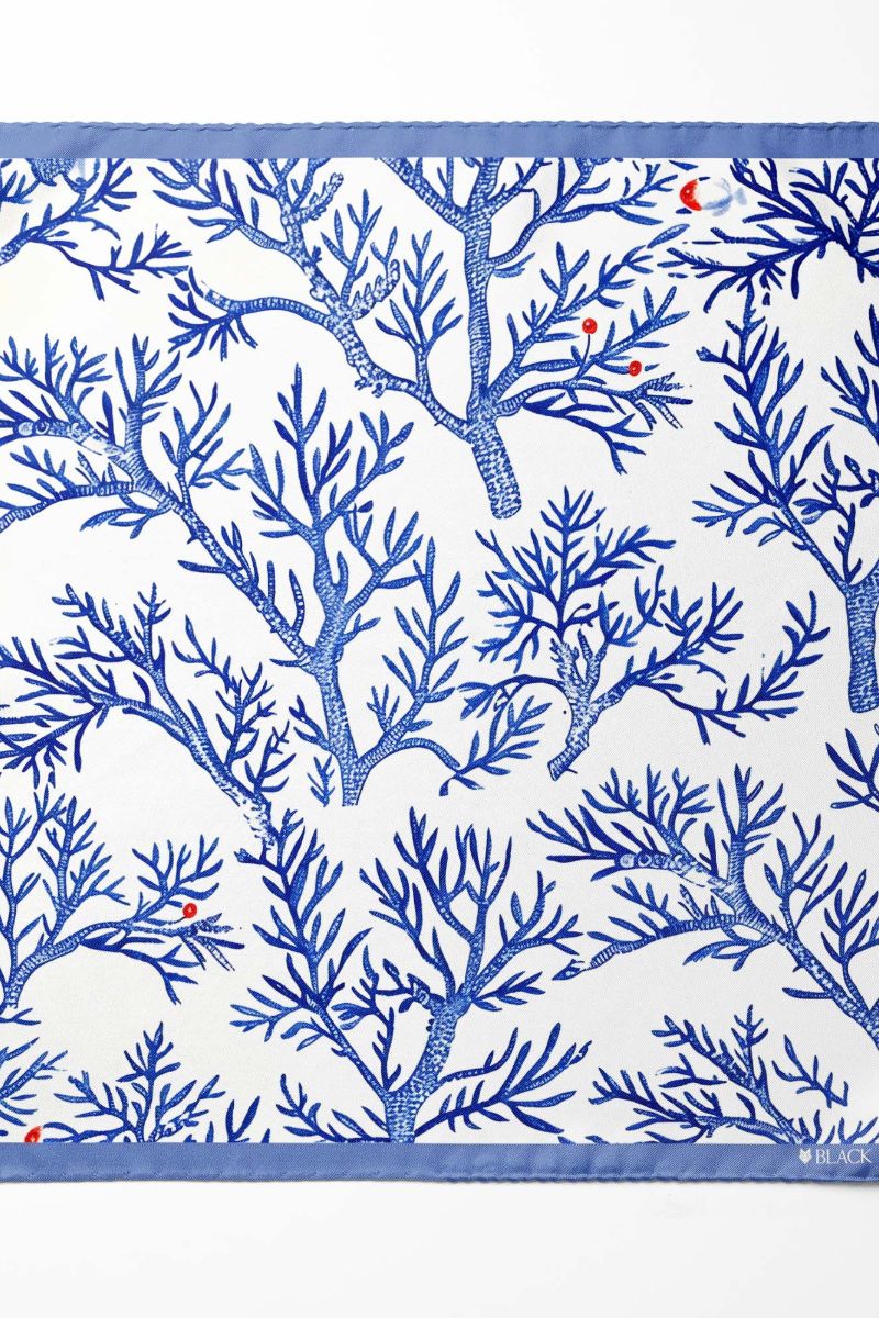 Black Wolf - SNOWFLAKE TREE SILK ASCOT - White - 1 Piece