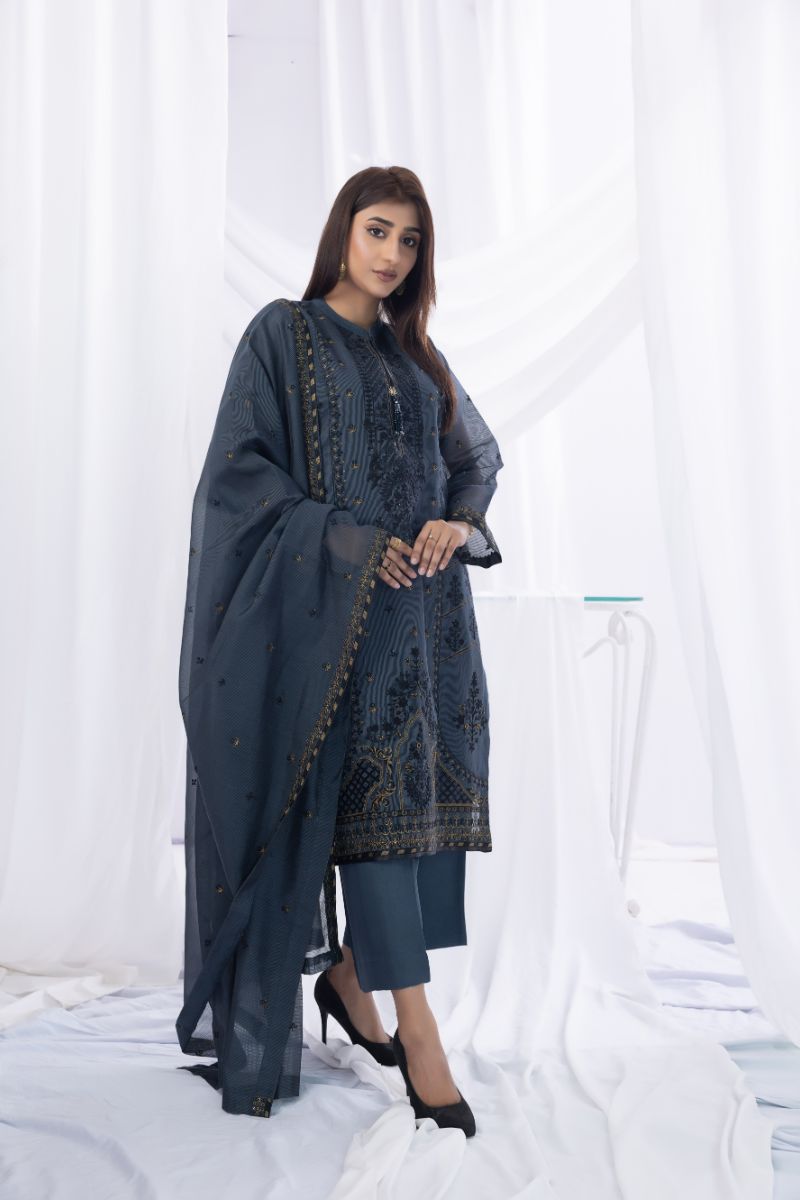 Sadia Aamir - Zahra - Charcoal - Khaddi Net - 3 Piece