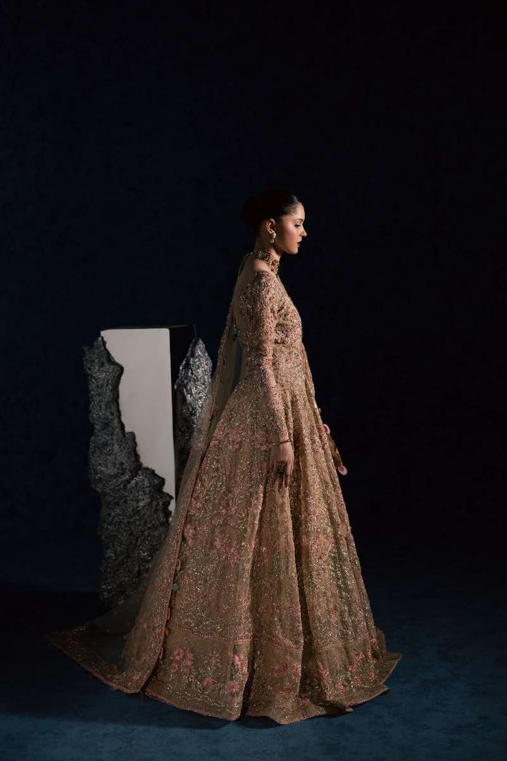 Maria Osama Khan - Nisbat Baige Organza / Raw Silk Lehnga Suit For Women - 4 Piece