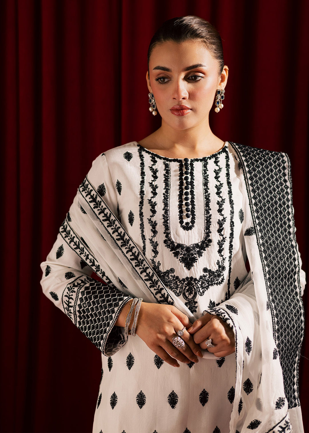 Allure by Ih - KUMARI - White and Black - 3 Piece