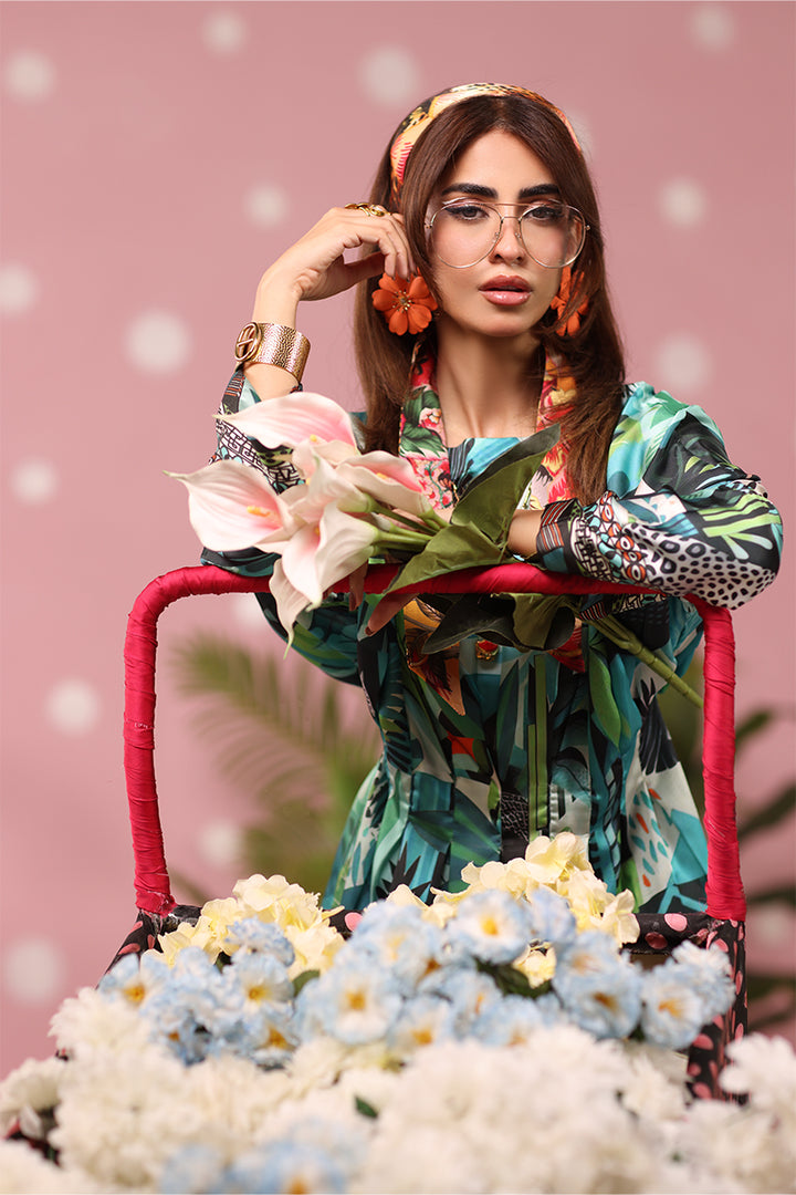 Musferah Saad - Azure Ambush Printed Silk Suit For Women - 3 piece