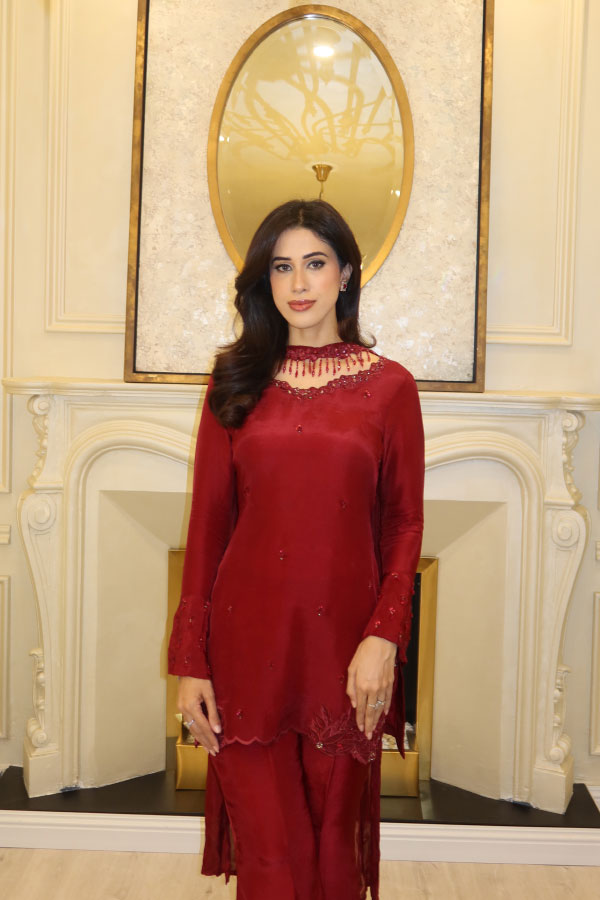 Leon Soniya 3 Piece Suit Red