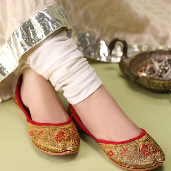 JootiShooti - Jashn-e-Dil (Red)