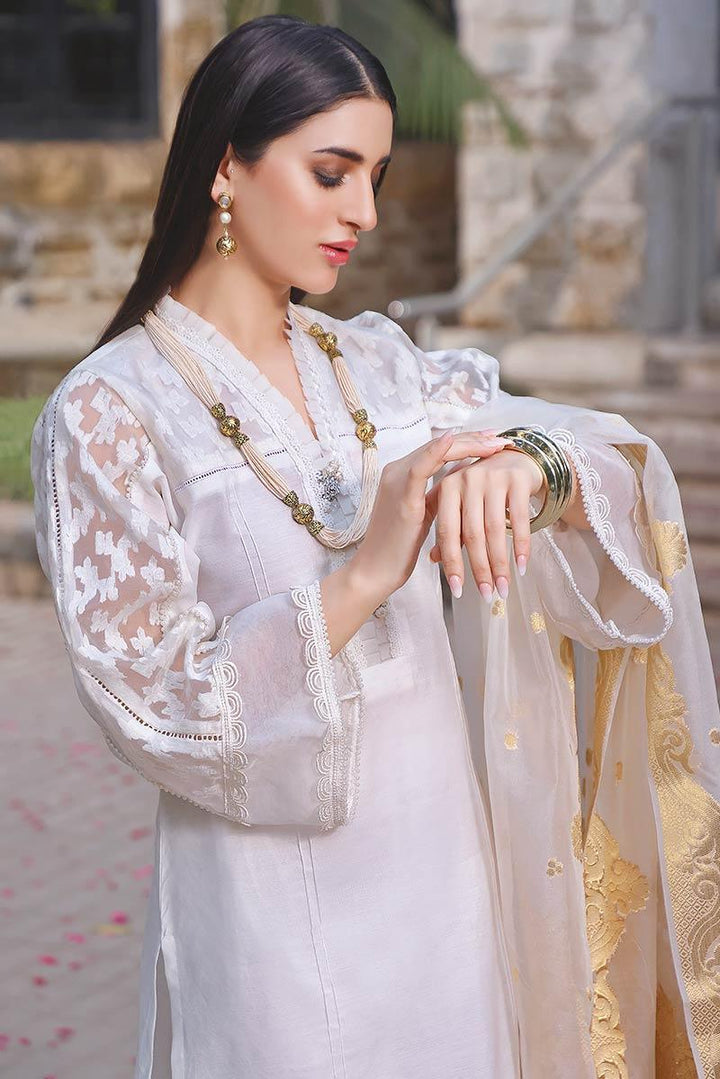 Oaks - Acadia White 2 Piece Silk - Studio by TCS