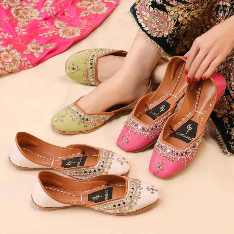 JootiShooti - Mehfil Mirror Ivory Glow Khussa For Women