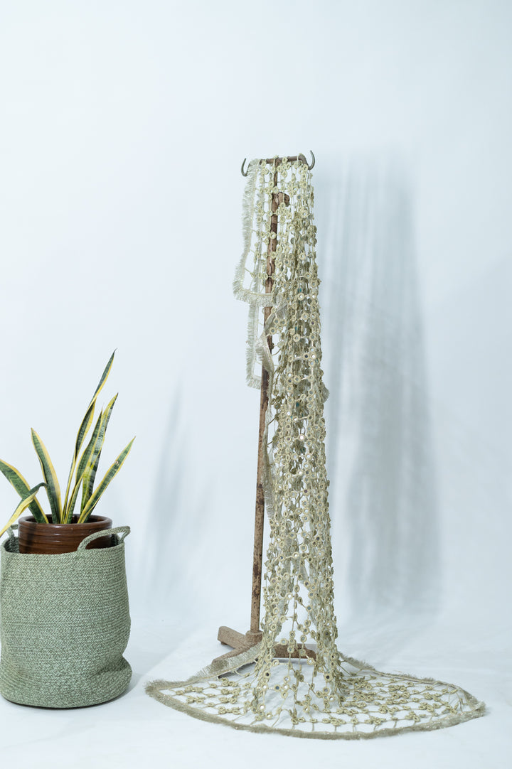 Alif Yay Sheesh Embroidered Dupatta – Gold Net Statement Layer