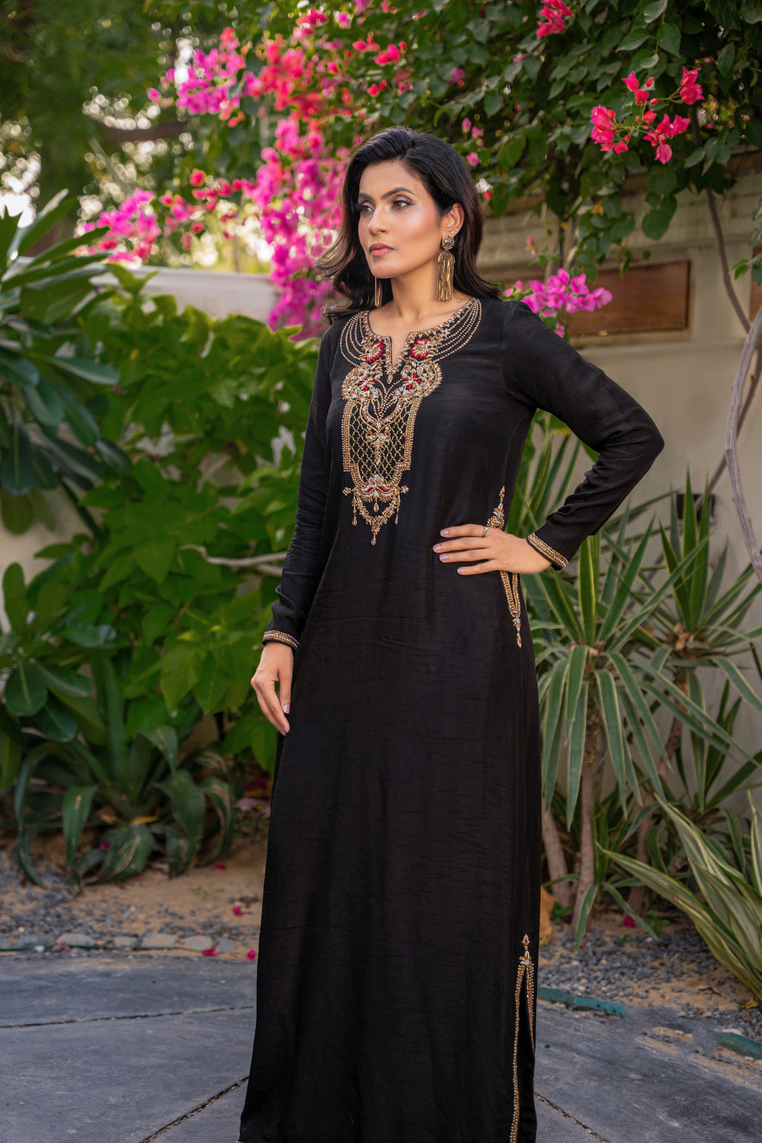 Alishba Kashif - Shahnoor Silk Kaftan For Women - Black - 1 Piece
