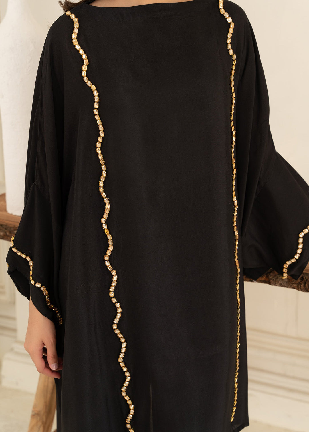 Allure by IH - NEHMA Thai Silk Suit For Women - Black - 2 Piece