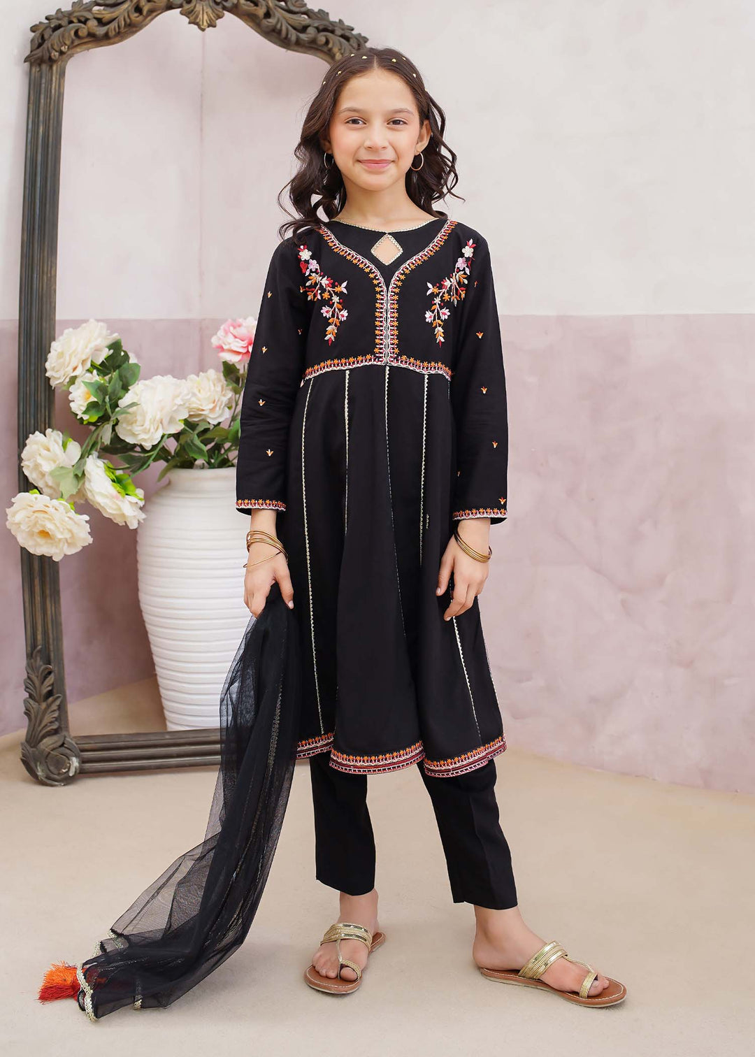 Modest - Linen Embroidered Black - Girls 3 Piece Suit