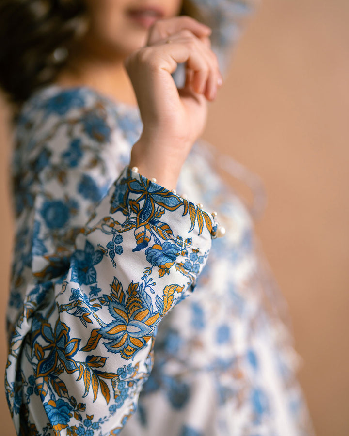 Ayla Studio - PRINTED ESSENTIAL 1 Piece - Blue Bliss - poly-viscose - white