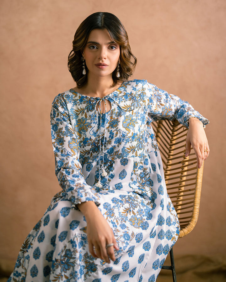 Ayla Studio - PRINTED ESSENTIAL 1 Piece - Blue Bliss - poly-viscose - white