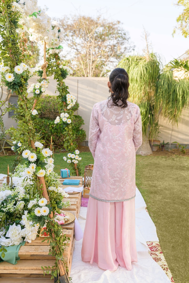 Alishba Kashif - BLUSH BLOOM - pink - voile and silk - 3 Piece