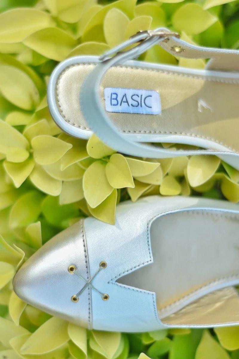 Basic by Chapter 13 - B23-03 - 19601 - White