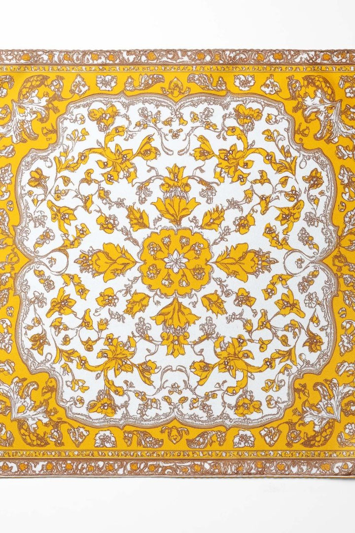 Black Wolf - ARABESQUE VINTAGE FLORAL SILK POCKET SQUARE - WHITE - SILK - 1 Piece