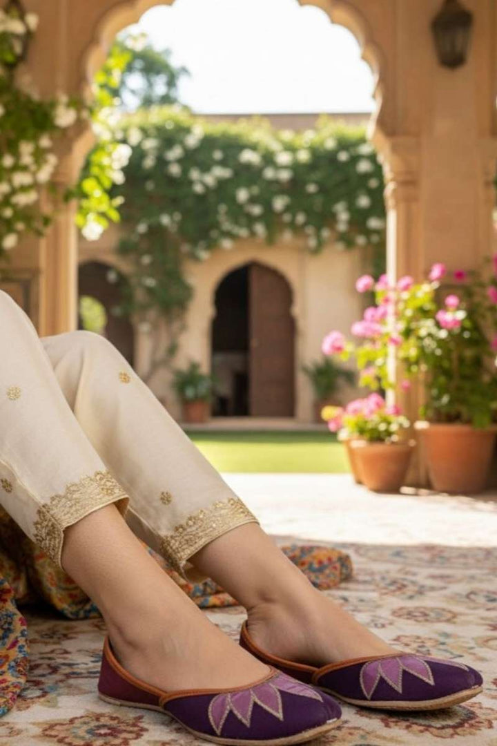 Hemo Handicraft - Orchid Bloom - Purple