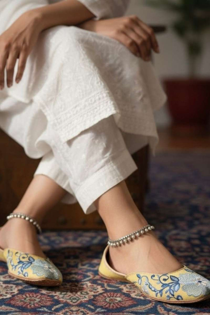 Hemo Handicraft - BlueBird Khussa - Yellow