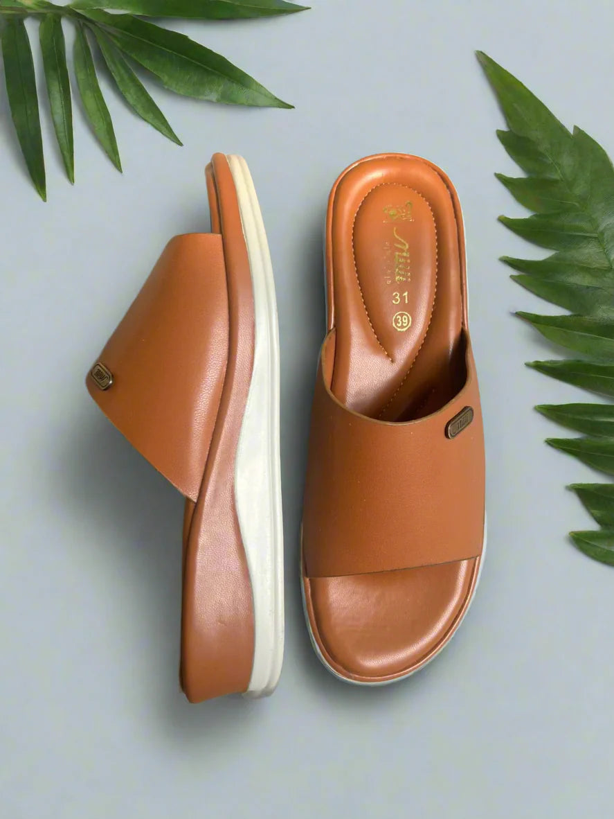 Milli Shoes - Casual Slides - Tan