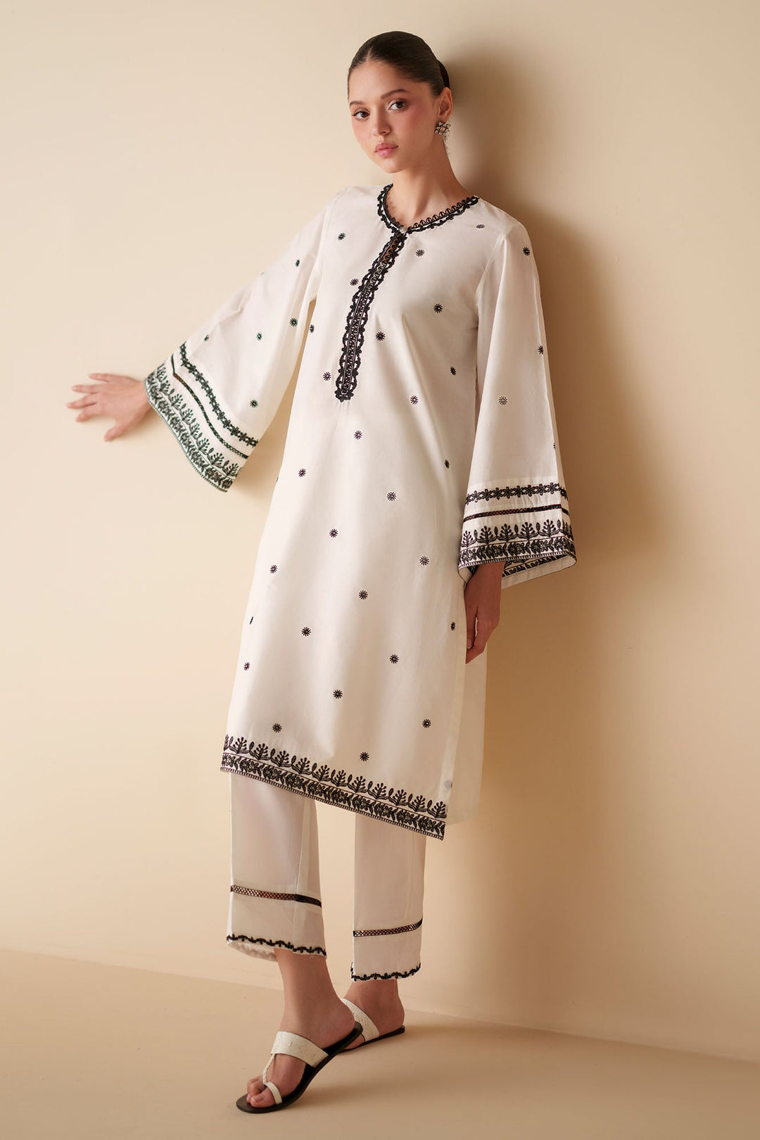 Cross Stitch - Lunar Ivory Embroidered Cambric Shirt For Women - White - 1 Piece