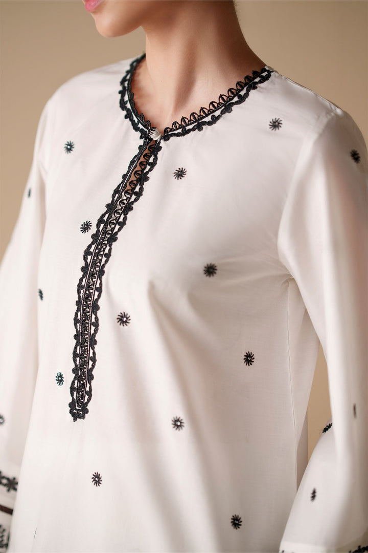 Cross Stitch - Lunar Ivory Embroidered Cambric Shirt For Women - White - 1 Piece