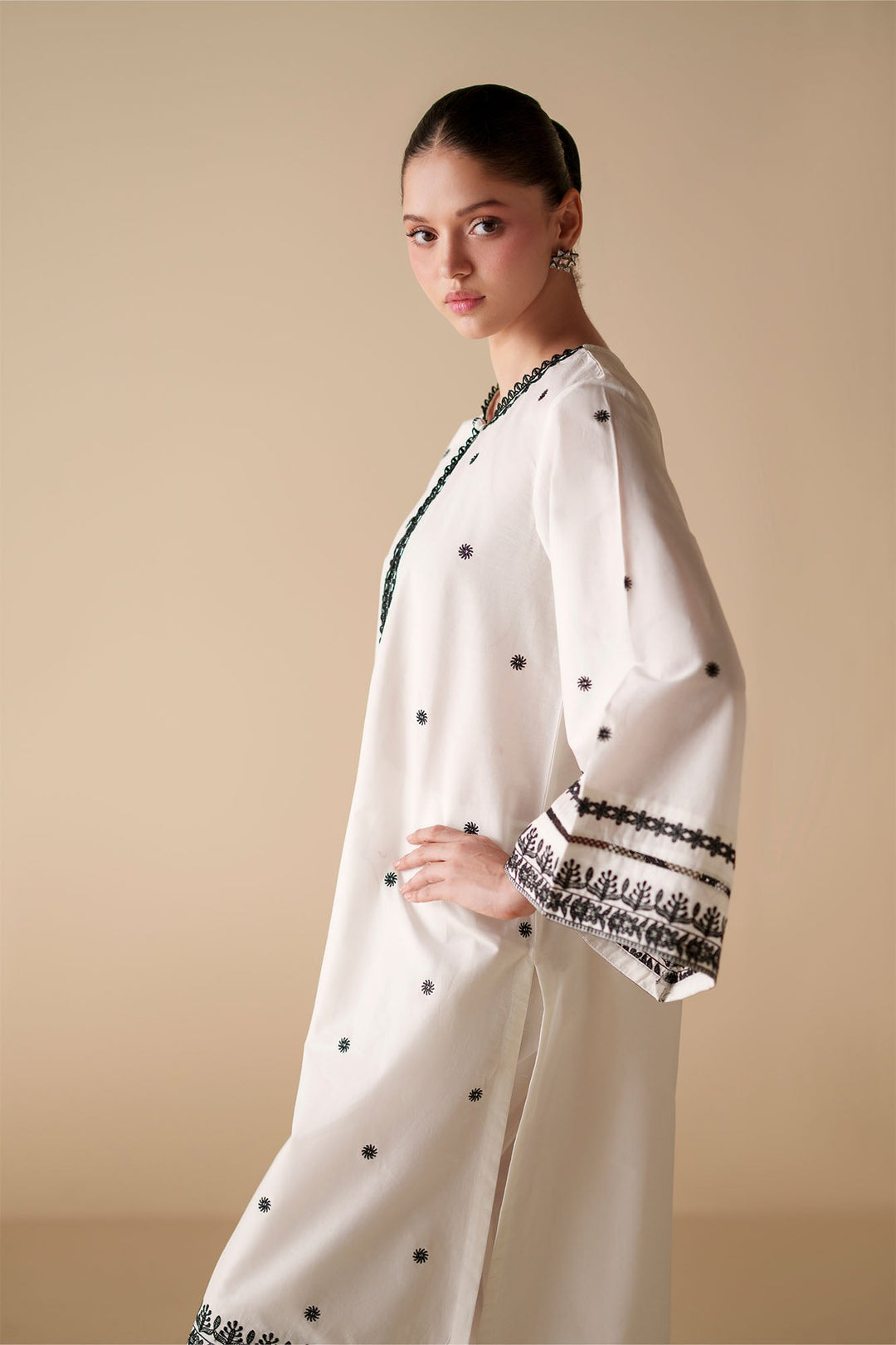 Cross Stitch - Lunar Ivory Embroidered Cambric Shirt For Women - White - 1 Piece