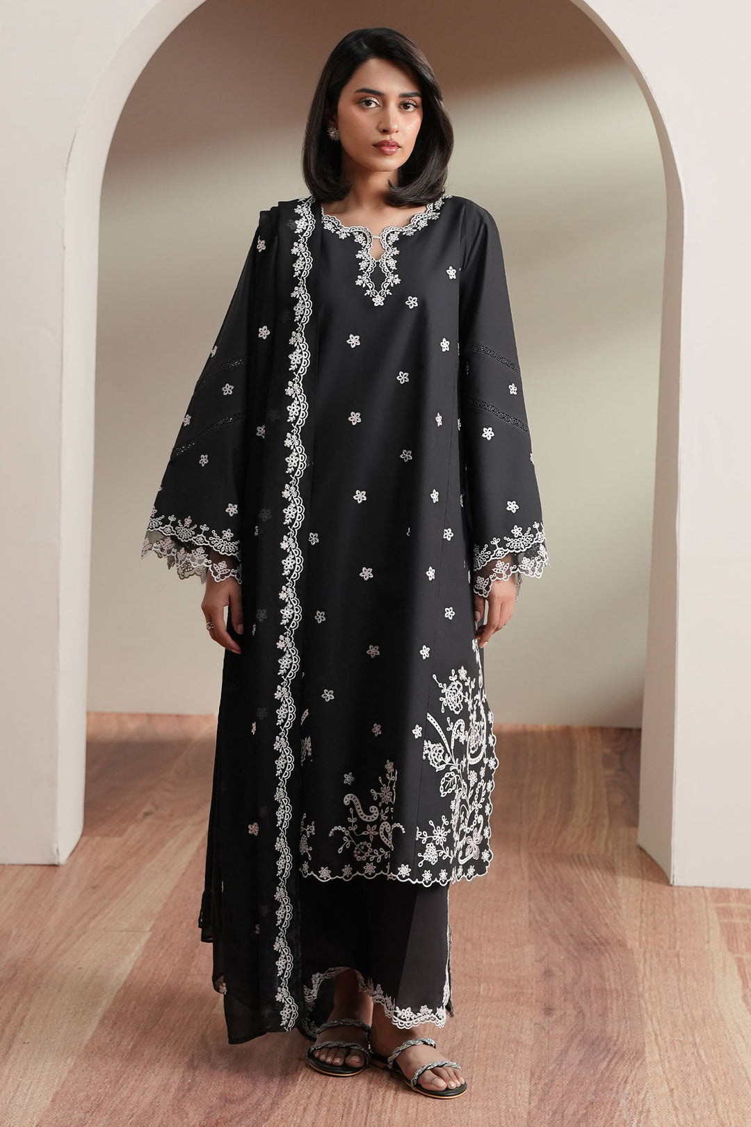 Cross Stitch - Noir Canvas Embroidered Lawn Unstitch Suit For Women - 3 Piece