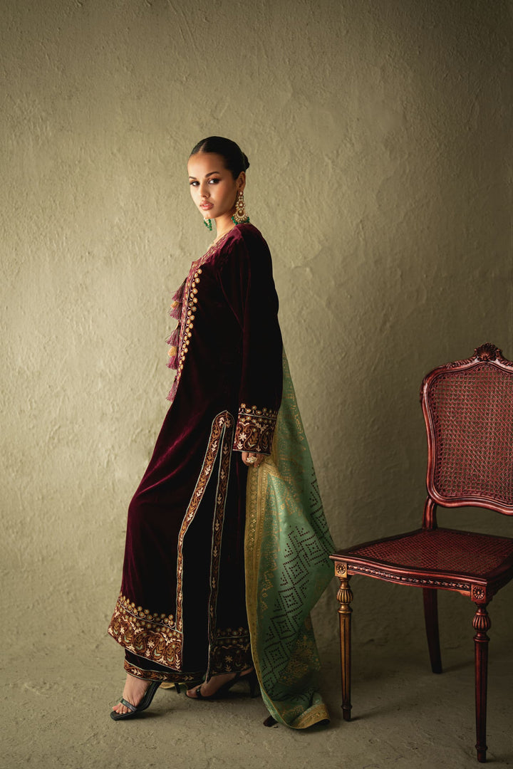 Shehrnaz - Eloria Plum Velvet Long Shirt Set - SHK-1599 - Plum - velvet - 3 Piece