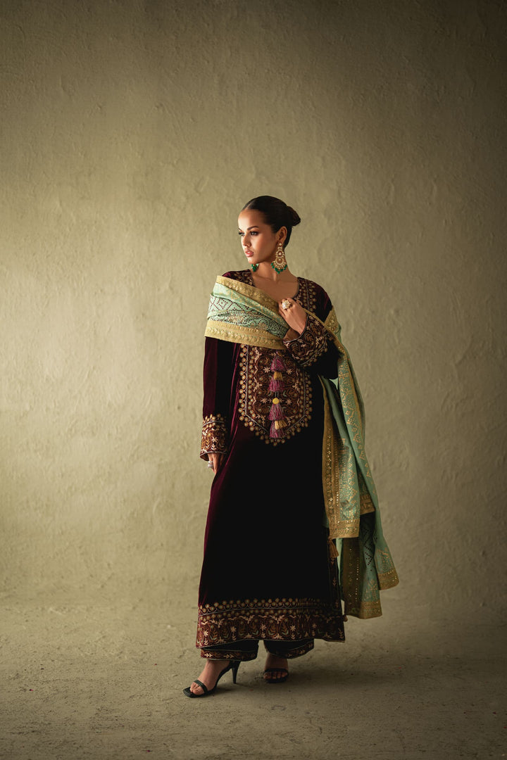 Shehrnaz - Eloria Plum Velvet Long Shirt Set - SHK-1599 - Plum - velvet - 3 Piece