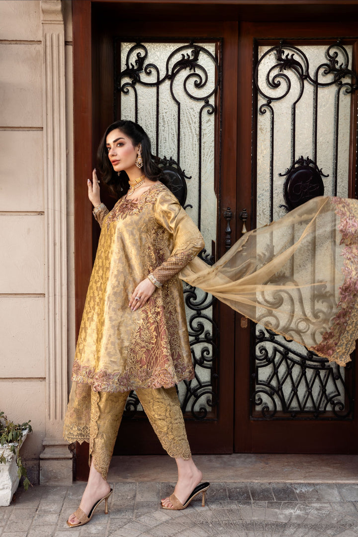 Nilofer Shahid - Zarvina Suit For Women - 3 Piece