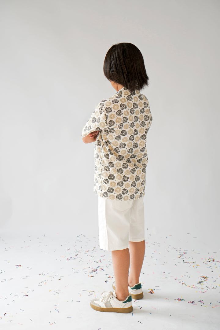 Hummingbirds - Sand & Sage Bloom Cuban Collar Shirt - Linen - 1 Piece