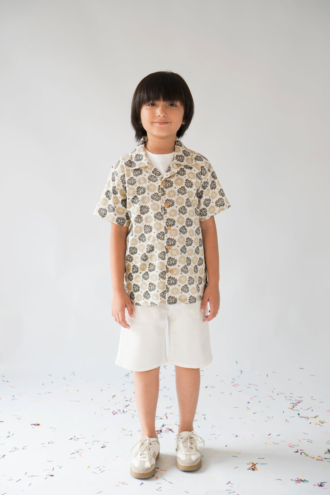 Hummingbirds - Sand & Sage Bloom Cuban Collar Shirt - Linen - 1 Piece