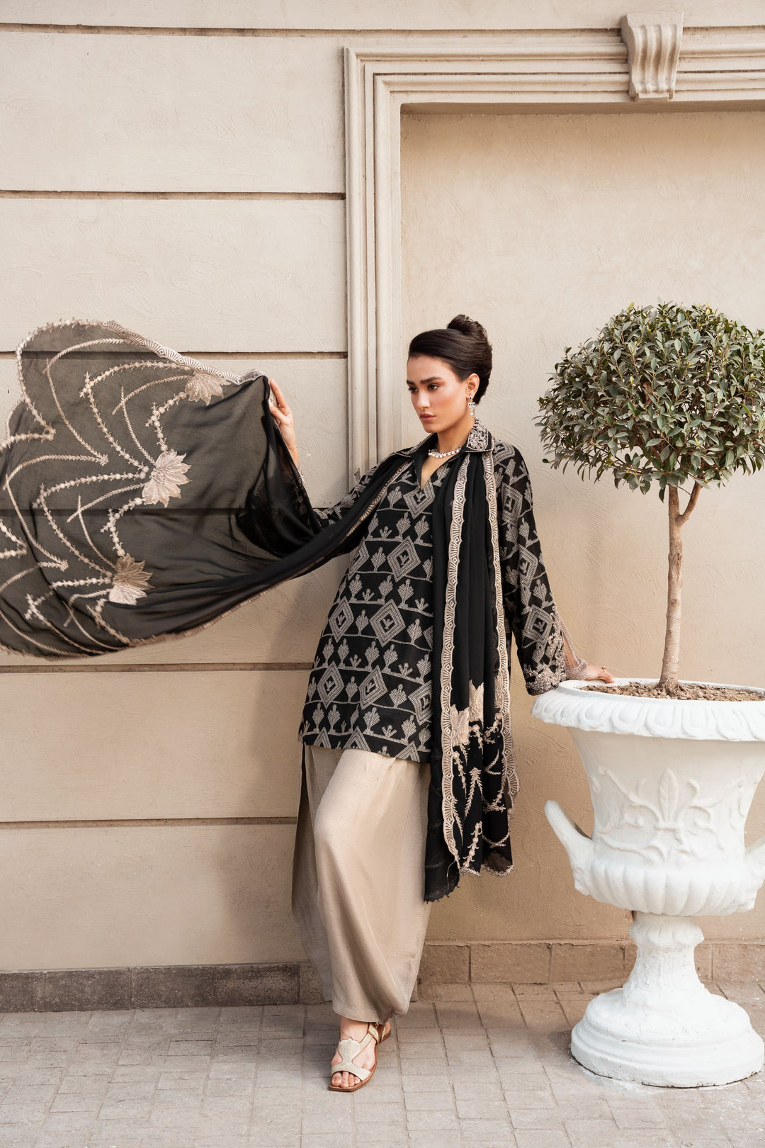 Nilofer Shahid - Naqsh Suit For Women - 3 Piece