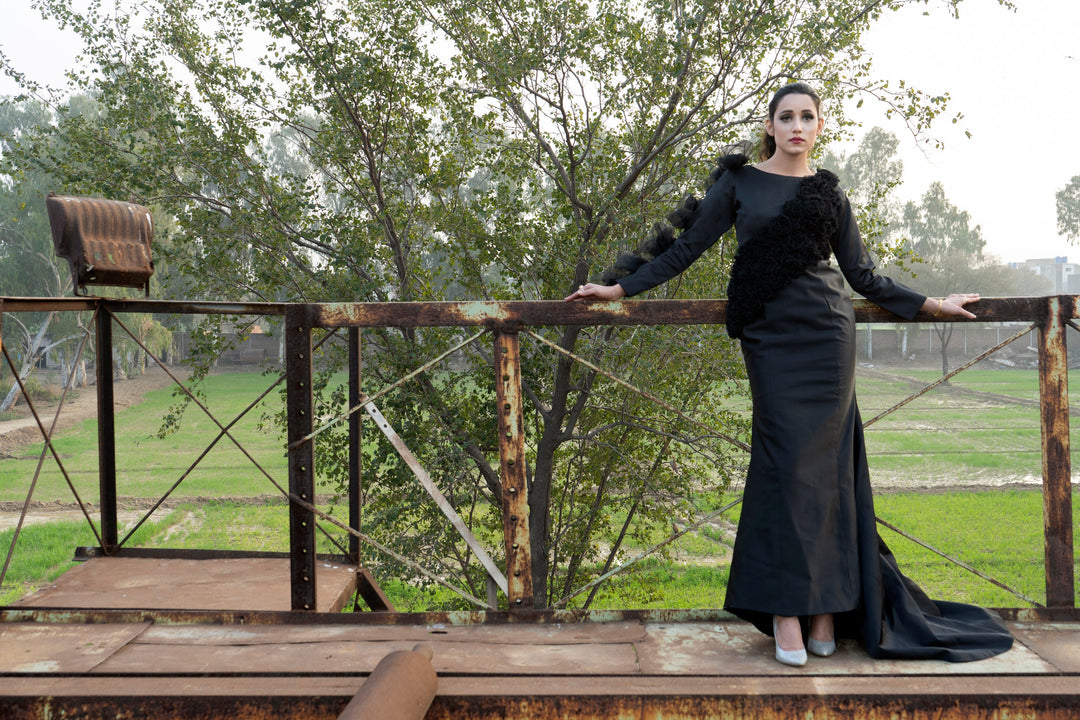 Syah - Smoked Pattern Maxi - Silk - Black - 1 Piece