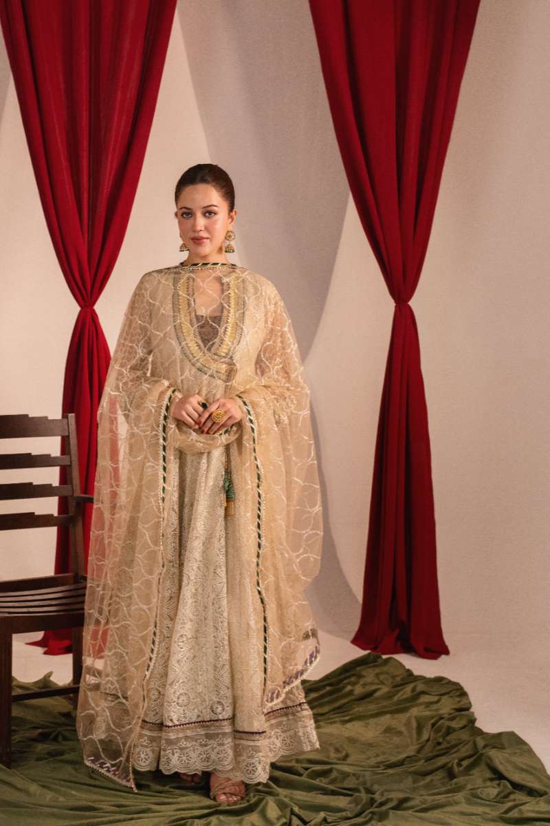 Zaaviay-Beige Bloom-Ivory-Chikankari-3 Piece