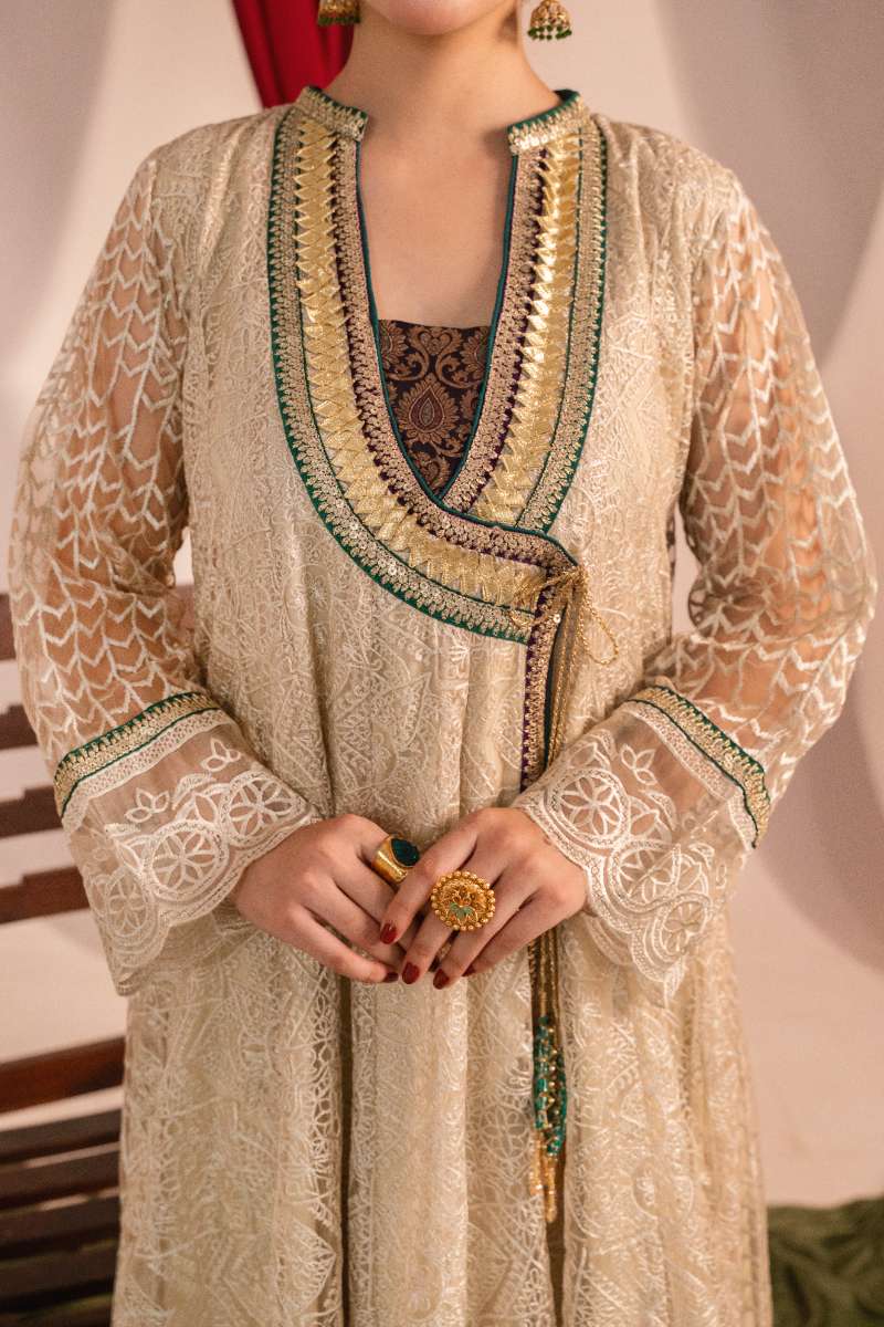 Zaaviay-Beige Bloom-Ivory-Chikankari-3 Piece