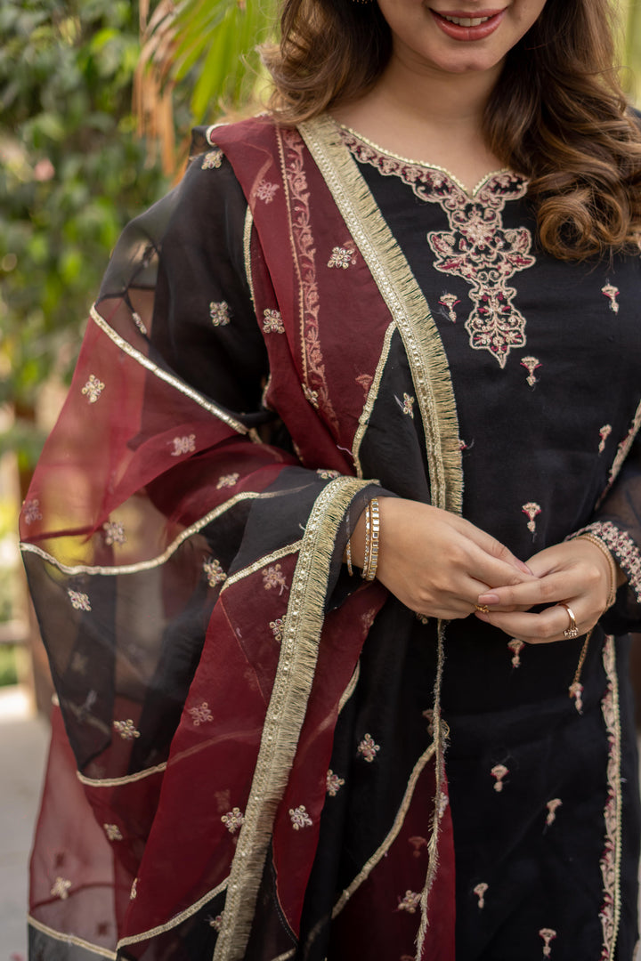 Omal by Komal - KOHRA - Black - Khaadi Net & Organza - 3 Piece